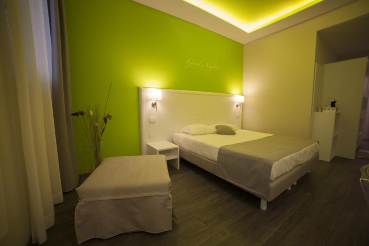 Residence Del Sole Manfredonia Bagian luar foto