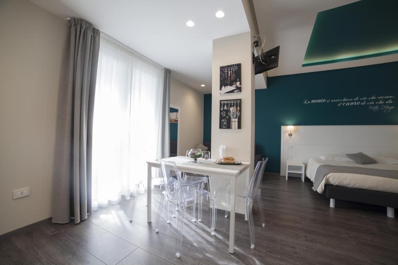 Residence Del Sole Manfredonia Bagian luar foto